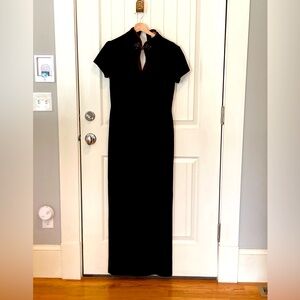 Cachet velvet maxi dress